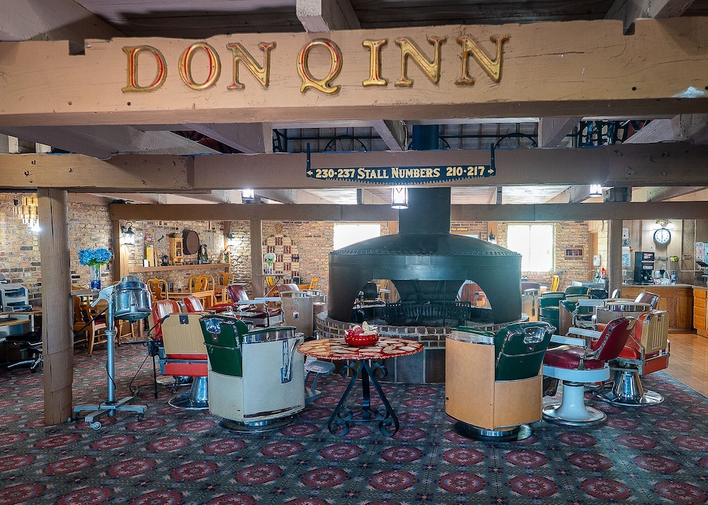 Don Q Inn 71/78