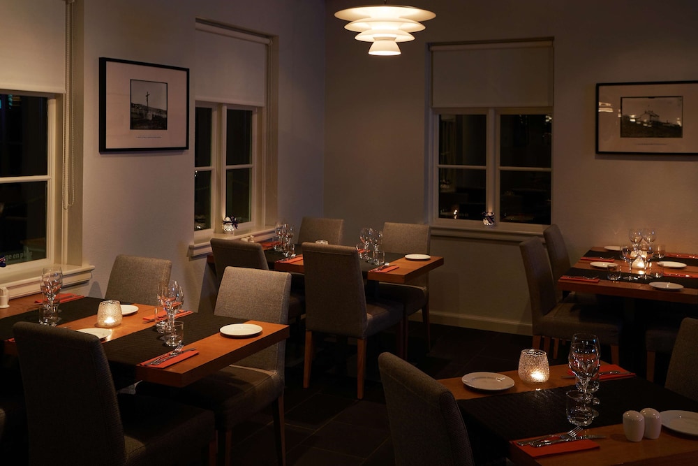 Fosshotel Eastfjords 32/50