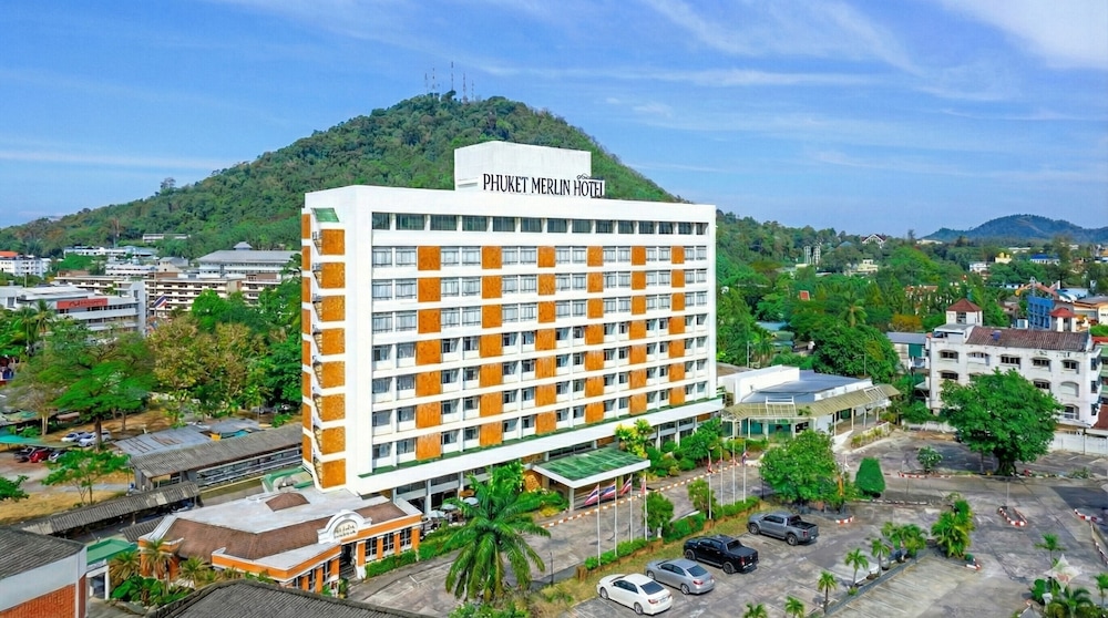 PHUKET MERLIN HOTEL 2/67