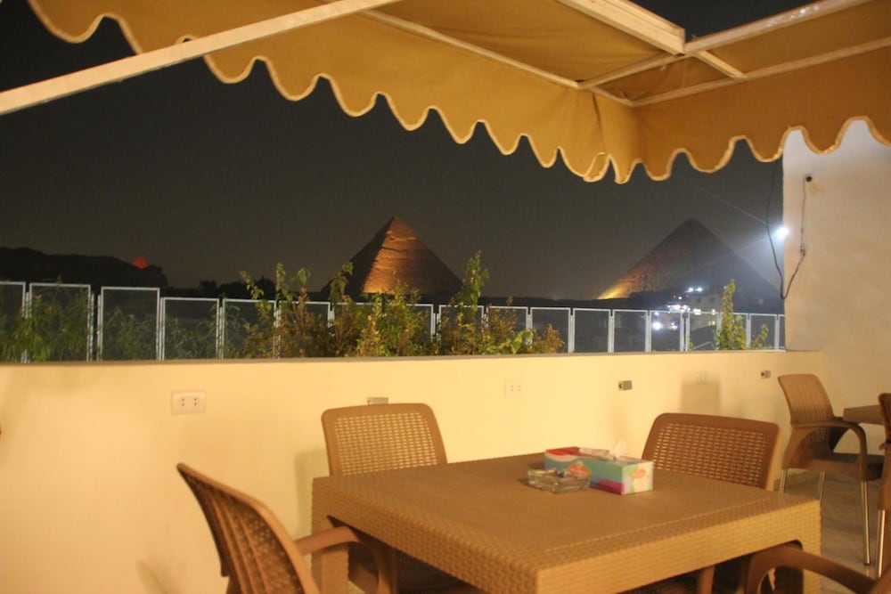 Farida Pyramids View 18/30
