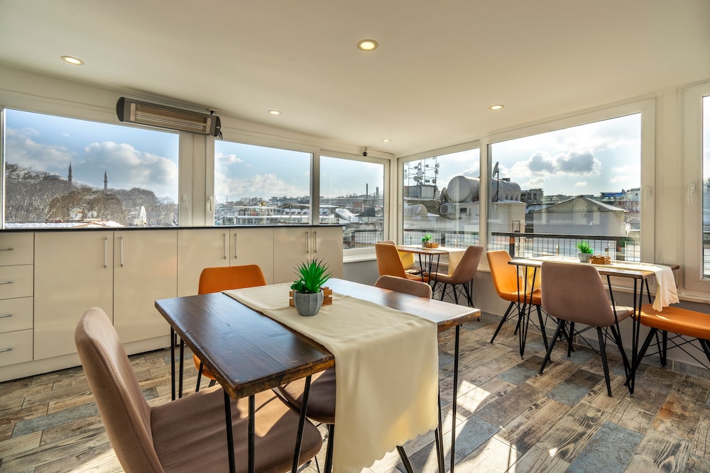 SAYEBAN GOLD HOTEL 50/65