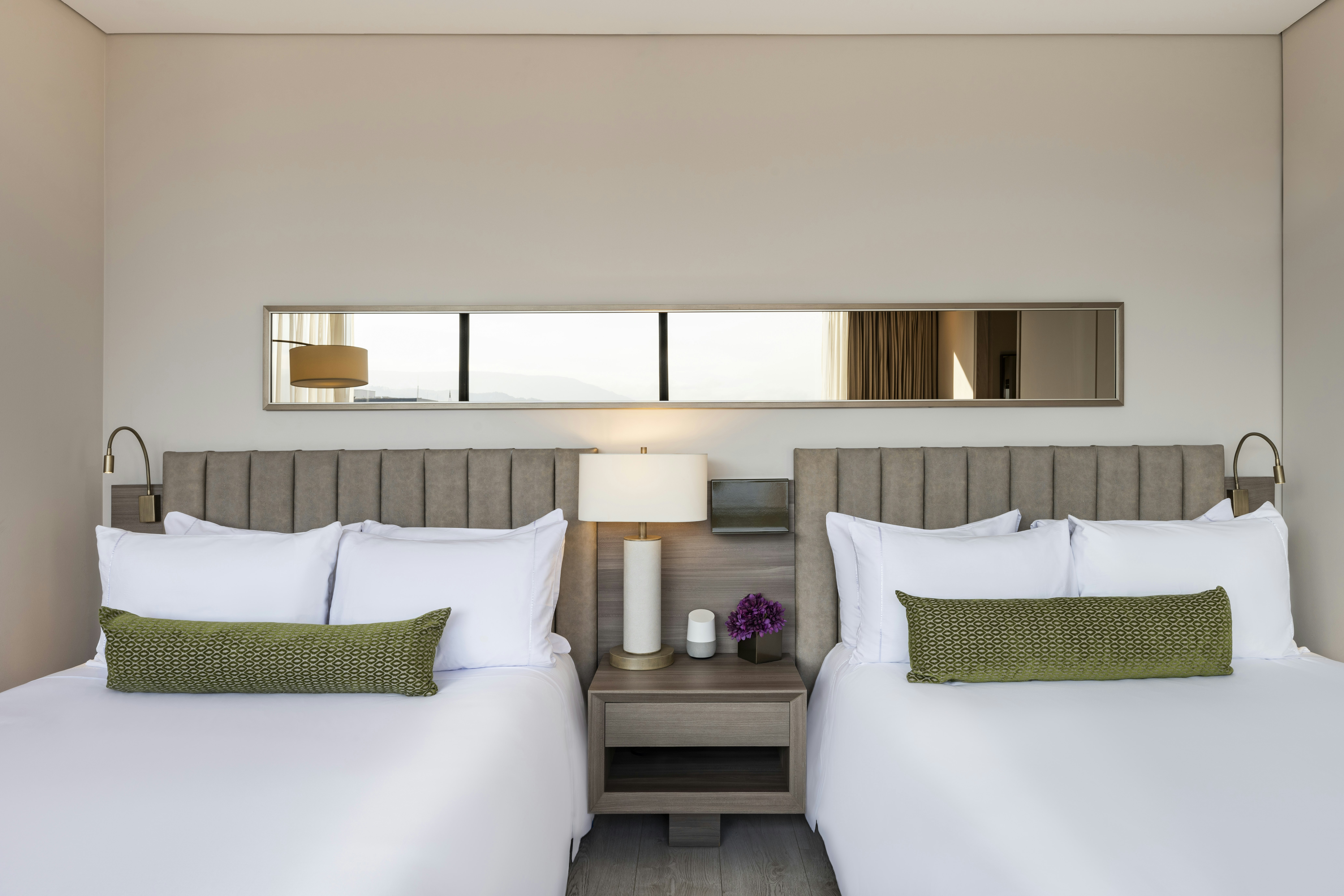 York Medellin, Curio Collection by Hilton 13/60