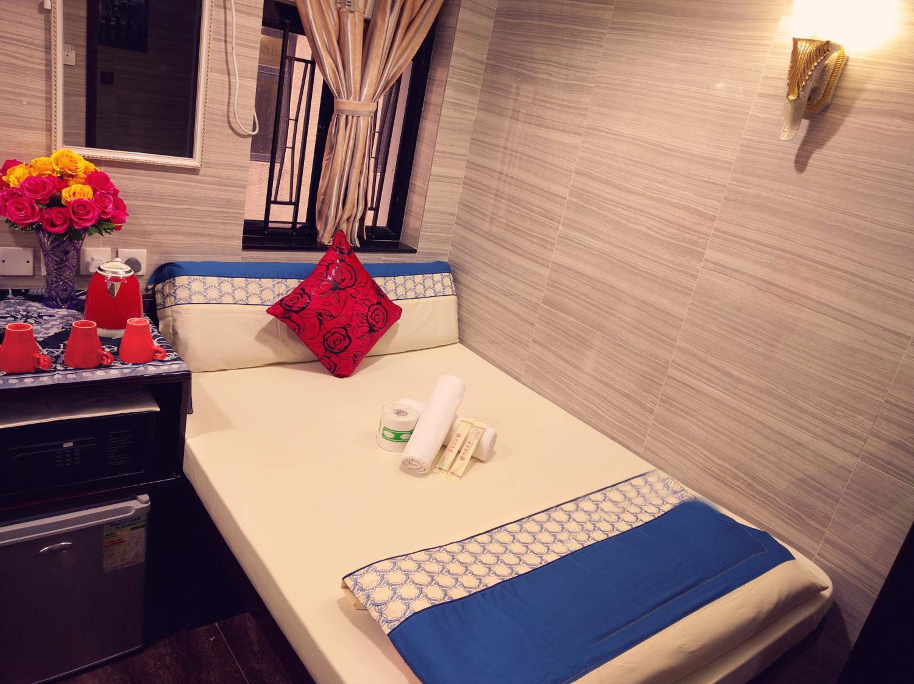 Room, Single