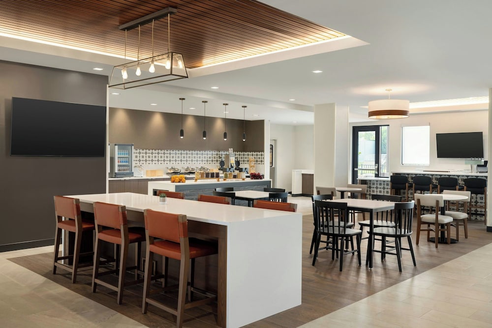 Towneplace Suites By Marriott Lancaster, PA 26/41