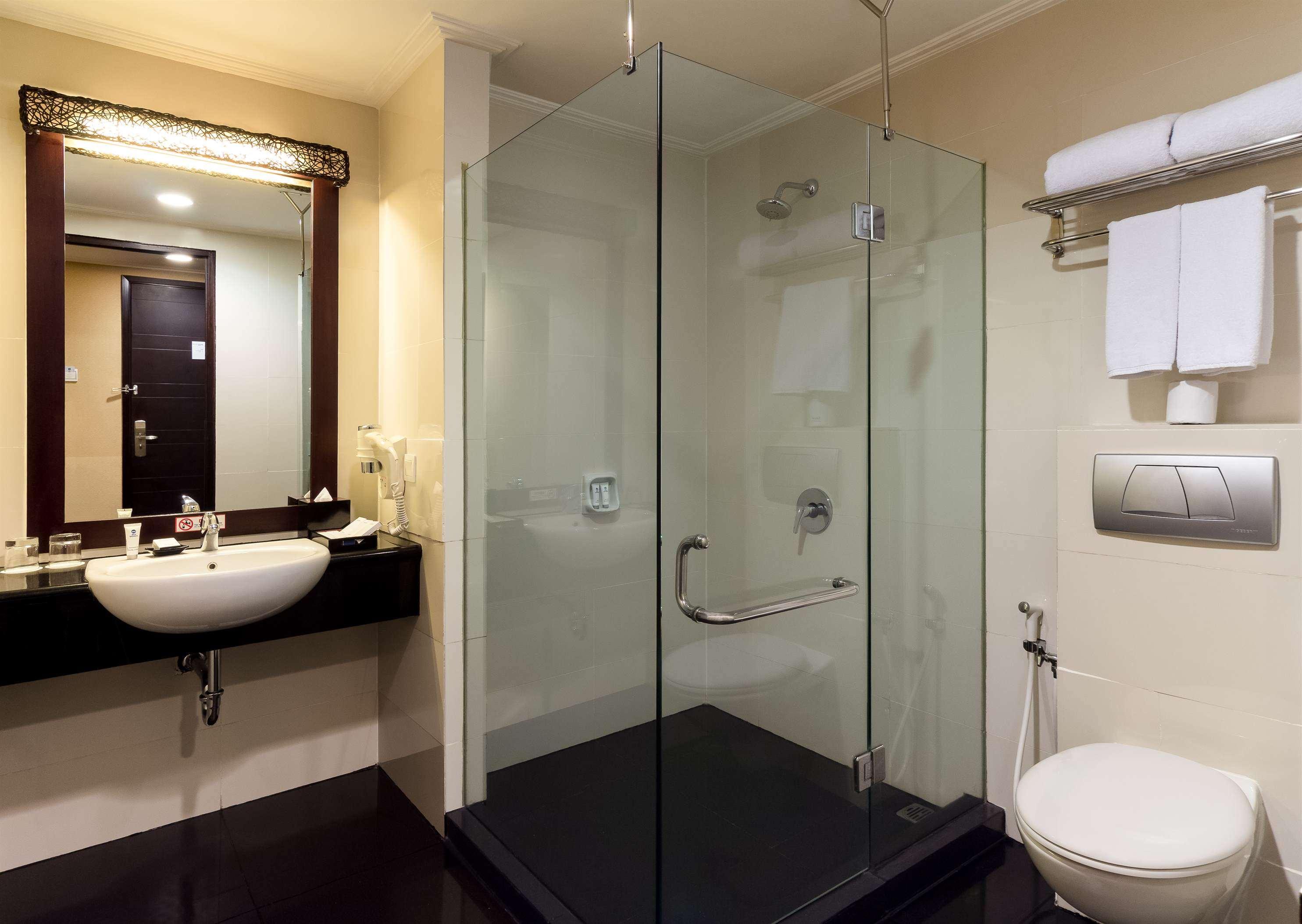 غرفة بسرير مزدوج، Best Western Mangga Dua Hotel And Residence 3/5