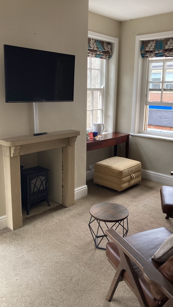 Gillygate Guest House 45/50