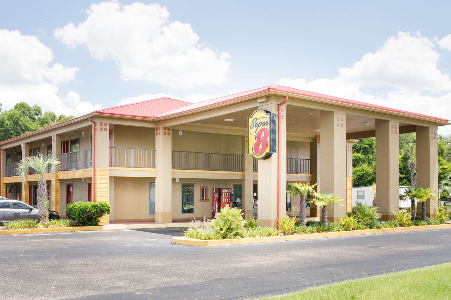 Super 8 By Wyndham Defuniak Springs 2/18
