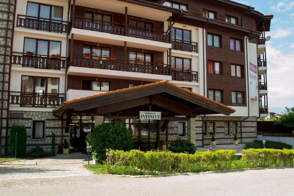 Winslow Infinity Aparthotel 4/54