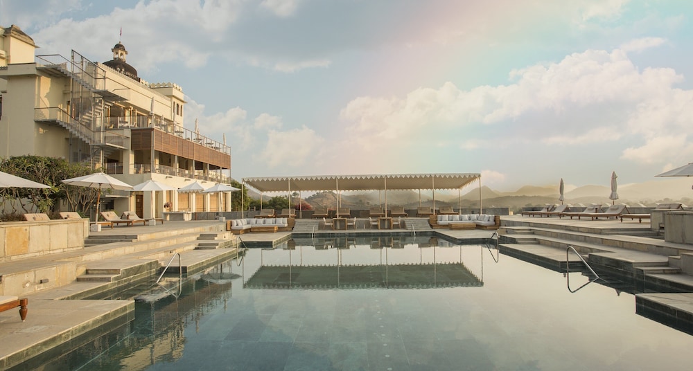 RAAS DEVIGARH(Formerly - DEVI GARH BY LEBUA) 6/70