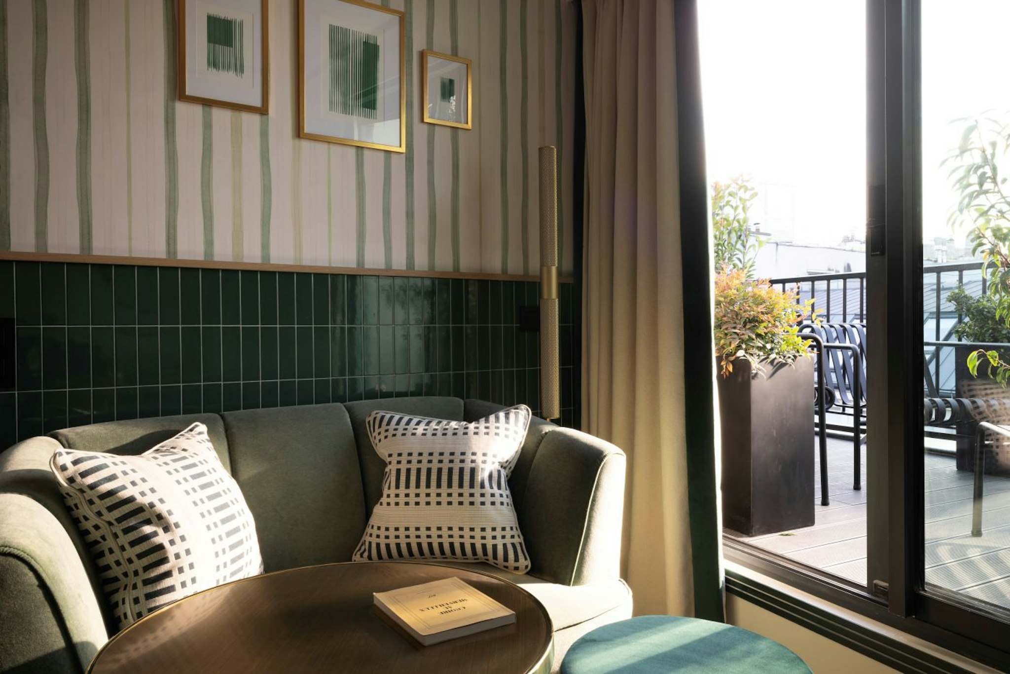 Hotel Filigrane 48/63