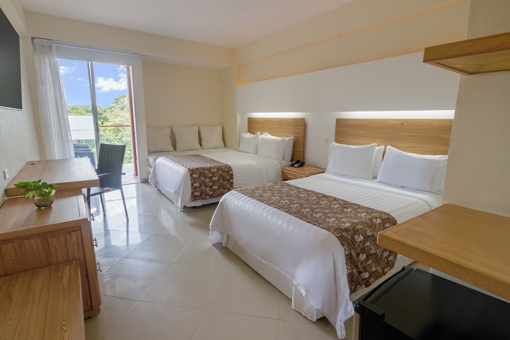Ghl Relax Hotel El Puente 13/60