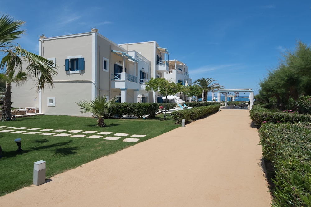 Pyrgos Beach Apartments 37/50