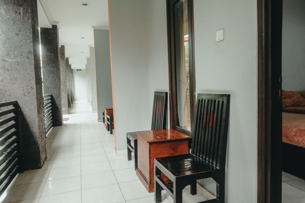 Hotel Diana 2 9/21
