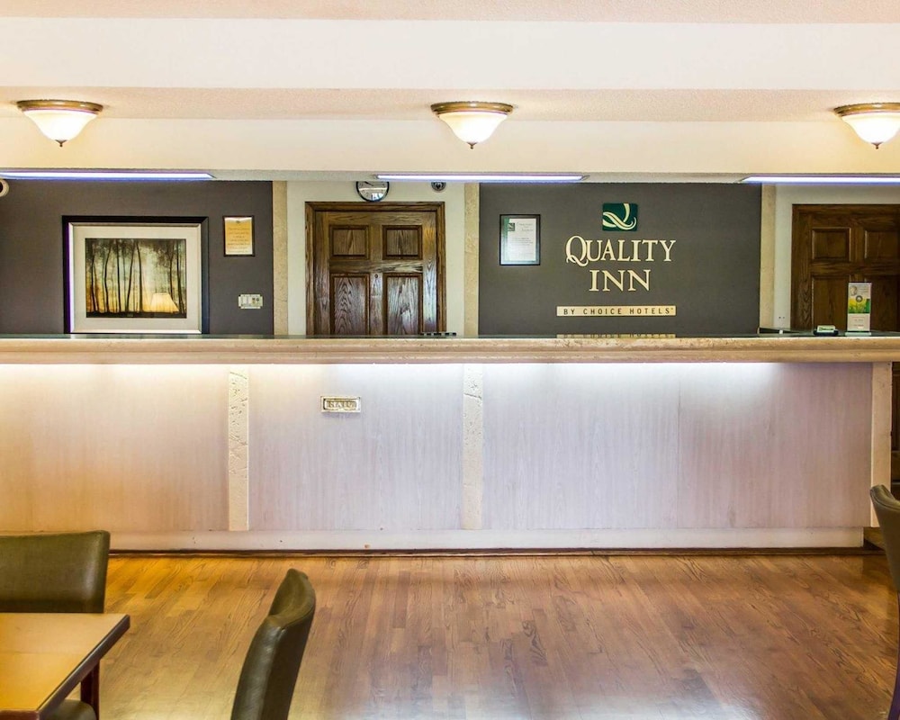 Quality Inn Tulsa Central 16/45