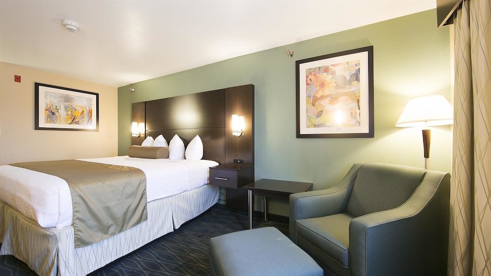 Baymont by Wyndham Marion, OH 5/22