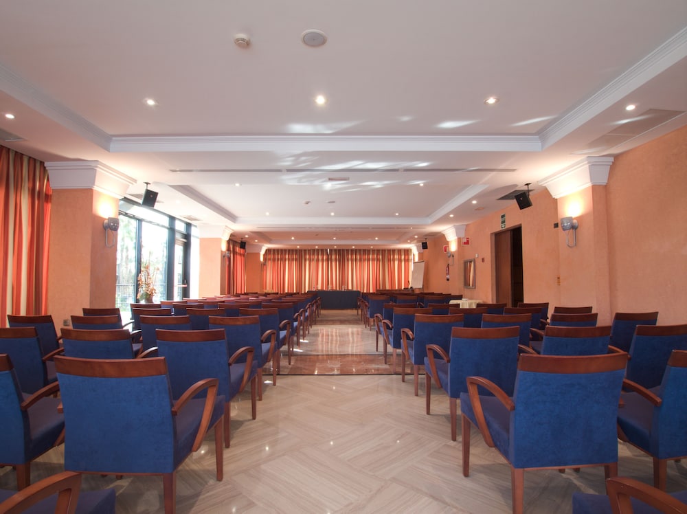 Zentral Center Hotel - Adults Only 38/50