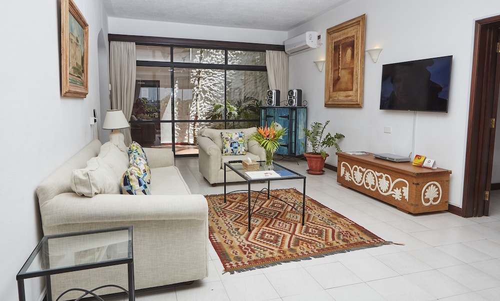 Tamarind Village Apartments 14/29