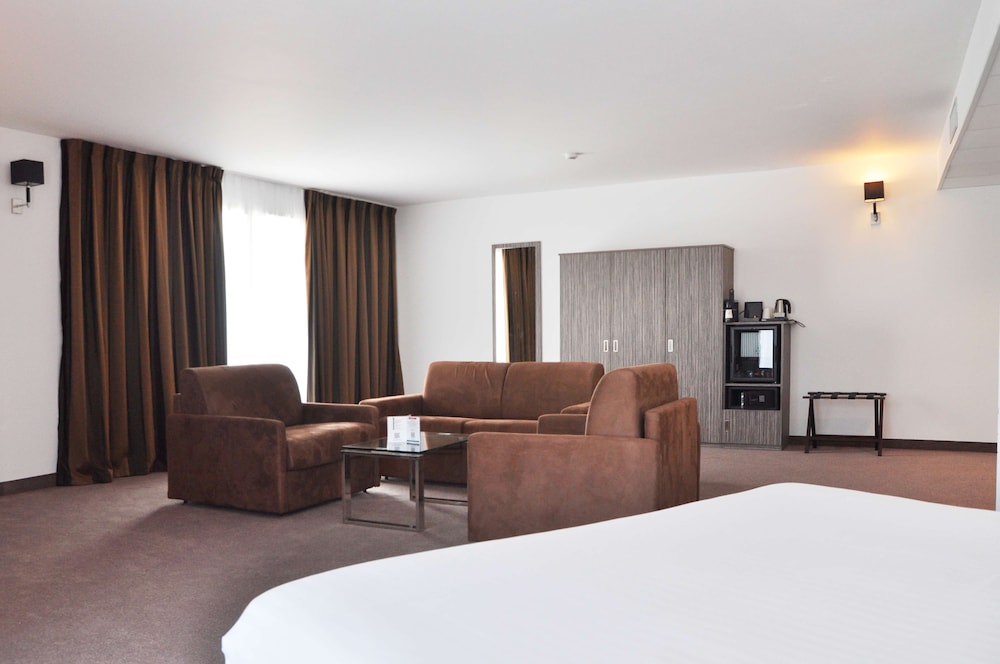 Golden Tulip La Baule 29/79
