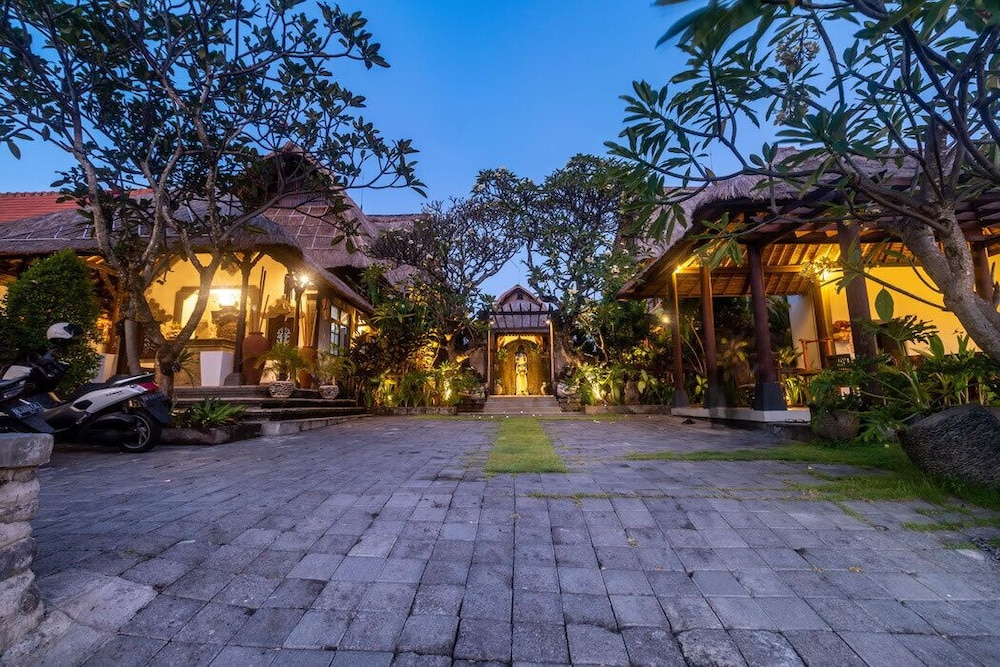 Radiant Jepun Villa 14/37