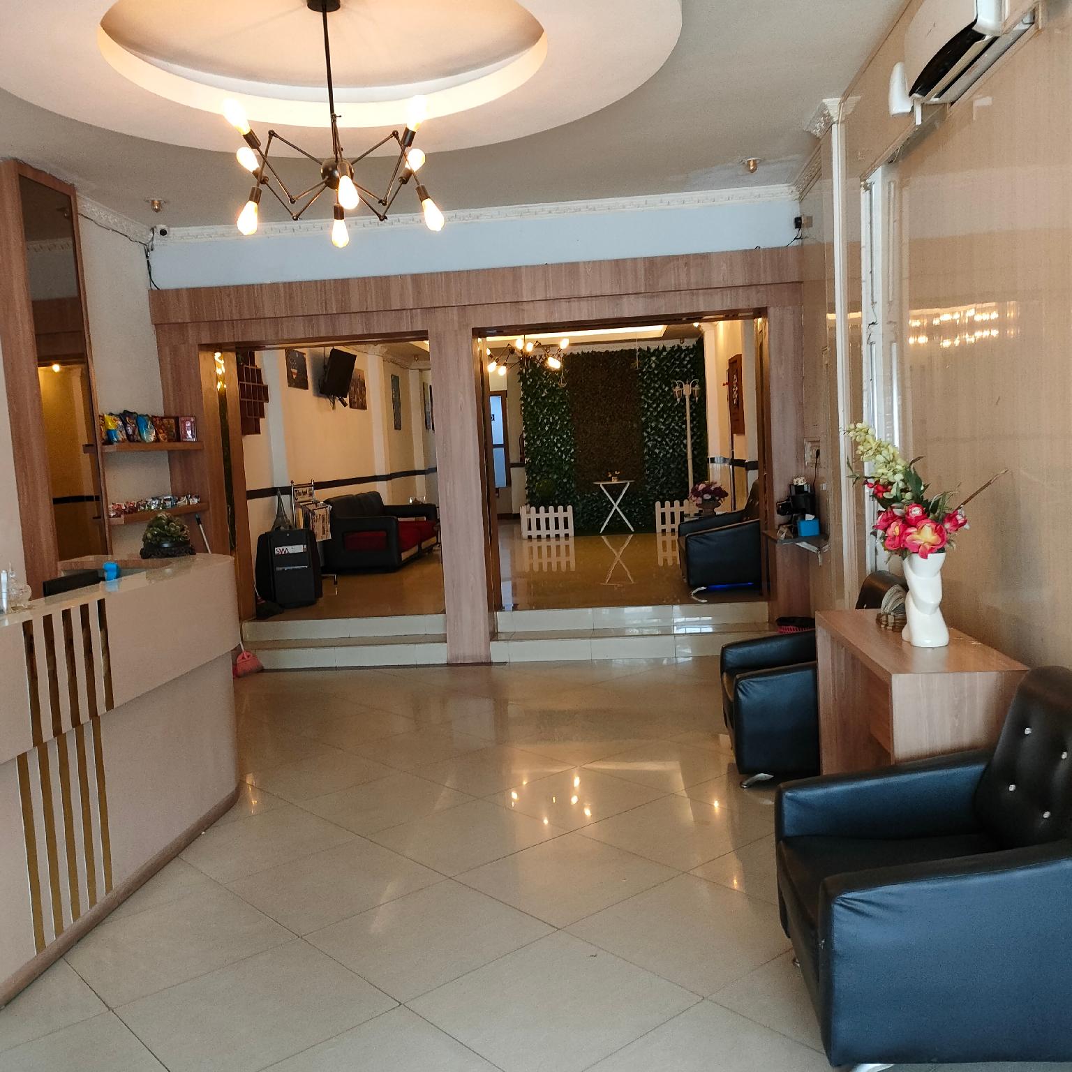 Sentra Hotel 4/13