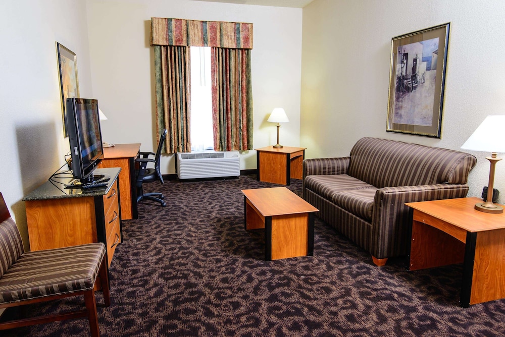 Hampton Inn Houston-Pearland 45/81