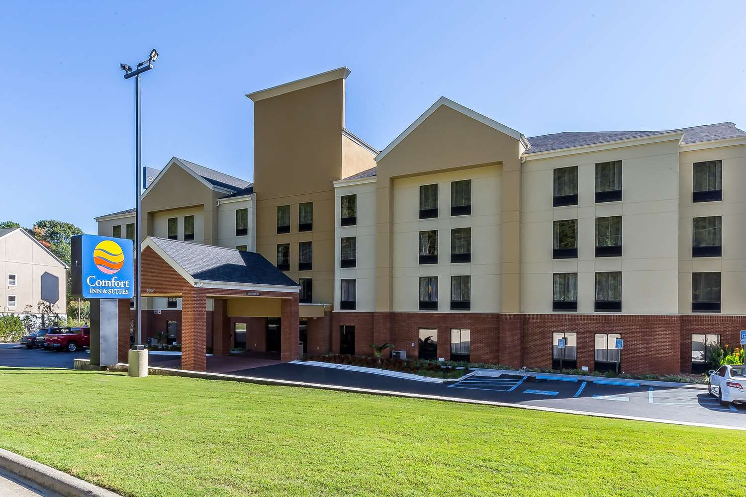 Comfort Inn & Suites Dalton West 23/23