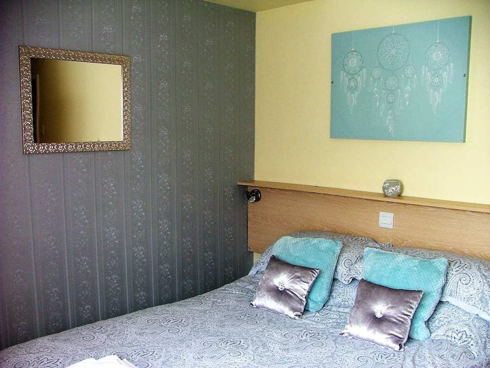 The Beverley Hotel 35/49