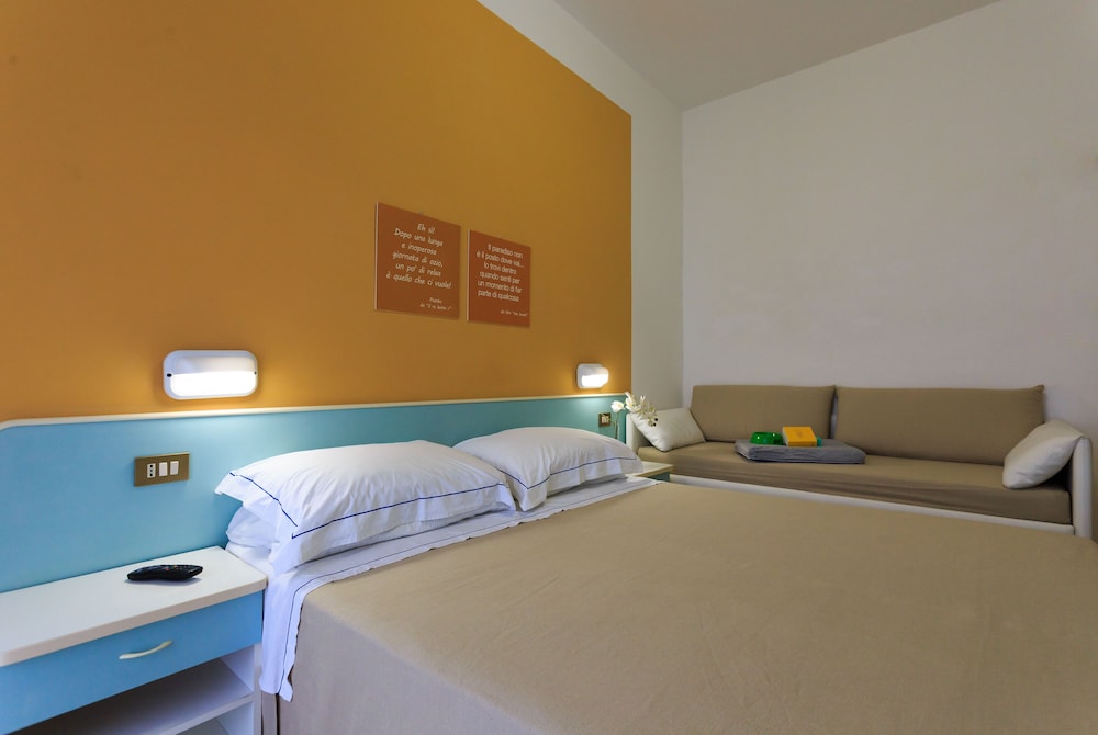 Standard, Quadruple, Double and Bunk Bed, Mini Hotel 3/6