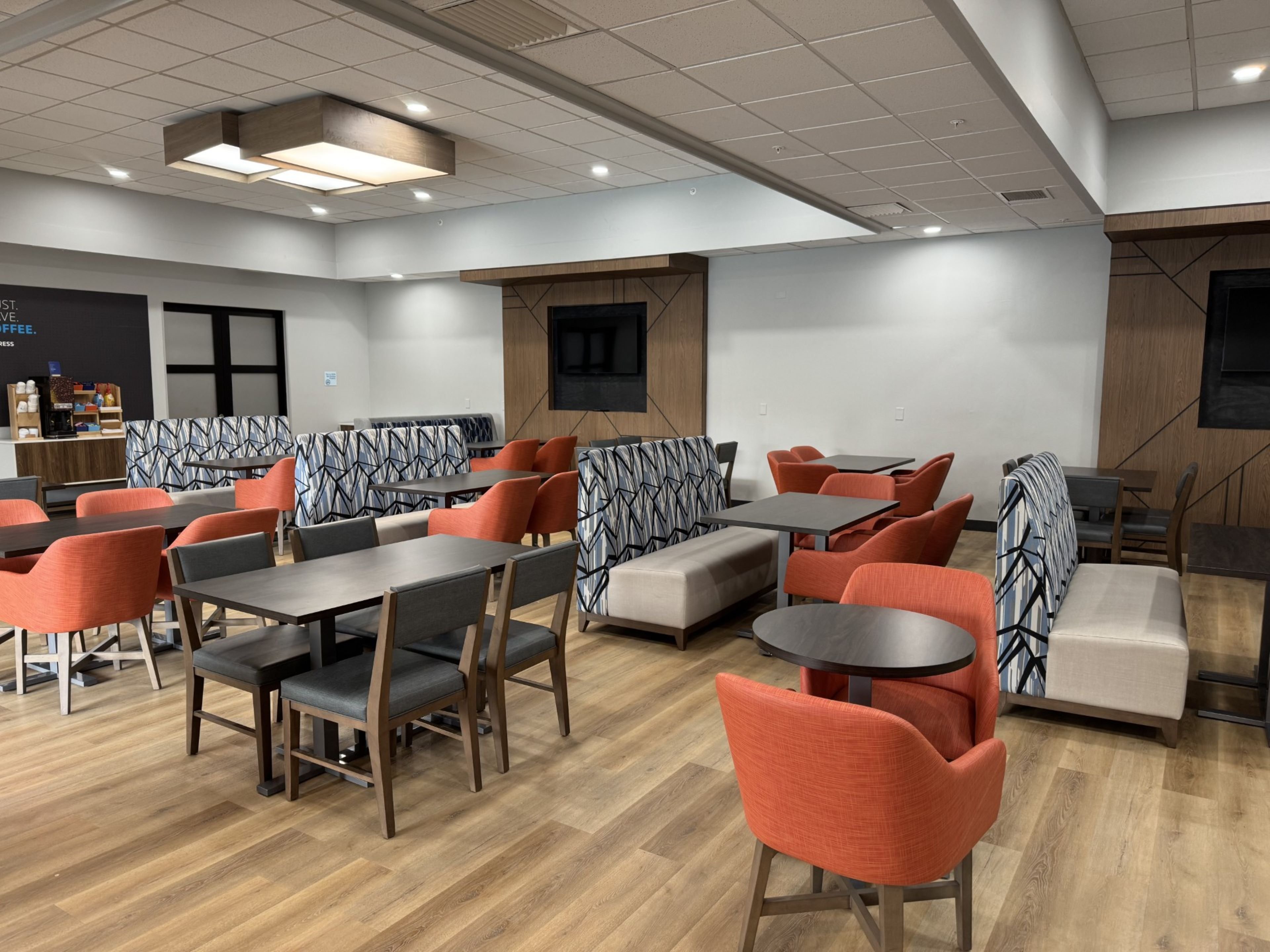 Holiday Inn Express Denver Central - North 57/64