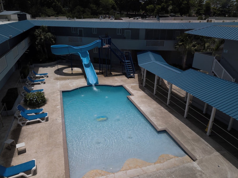 Costa Bahia Hotel and Convention Center 39/41