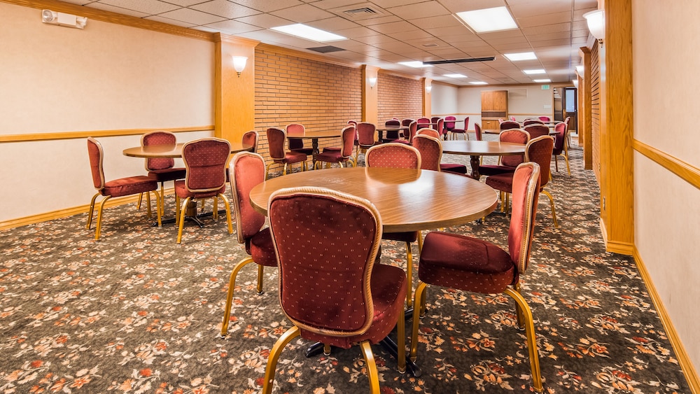 Baugh Motel, SureStay Collection By Best Western 25/32