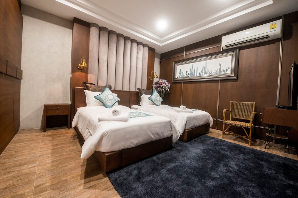 Amara Villa Khao Ka Lok 12/49