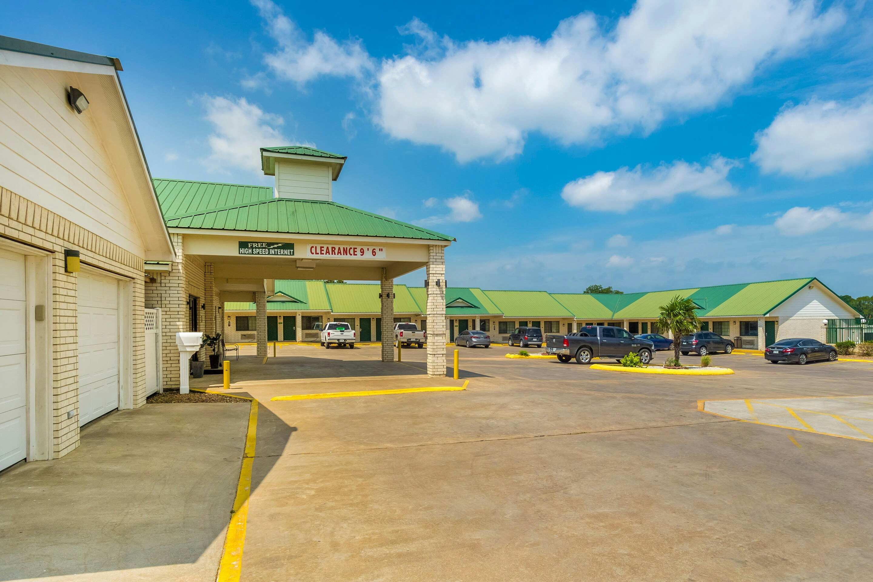 Oyo Hotel Yoakum West 66/74
