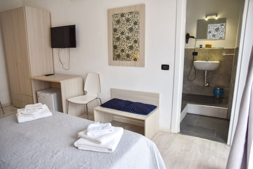 Mirosa Bed And Breakfast 23/50