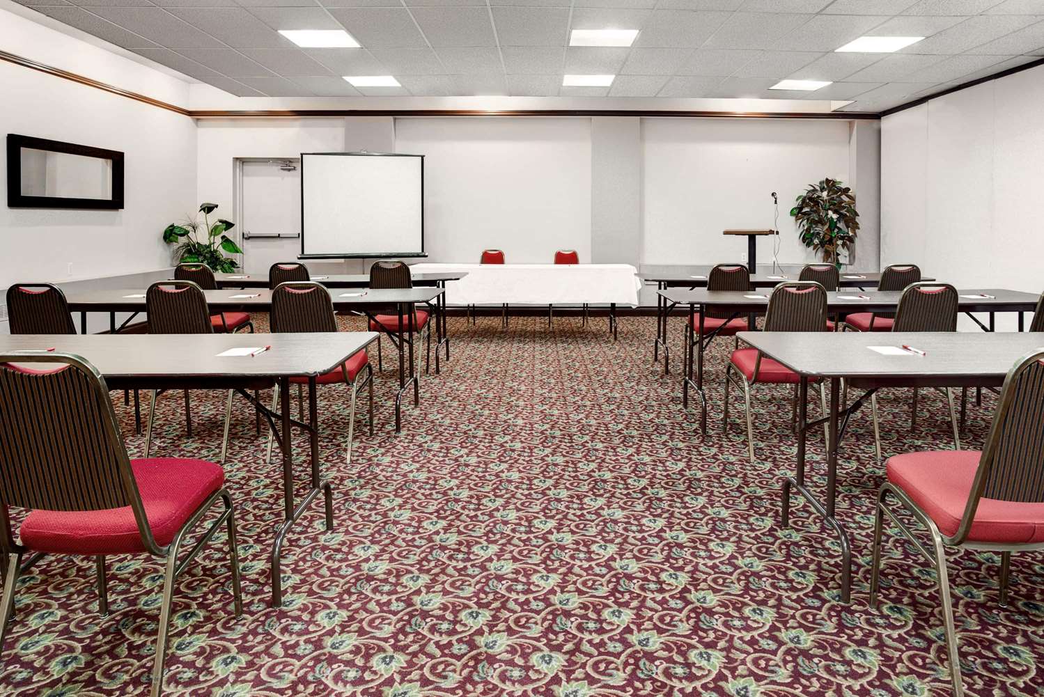 The Vic, Ascend Hotel Collection 24/27