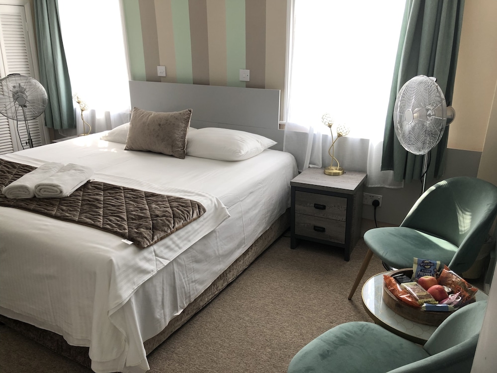 Brighton Surf Guest House 24/50