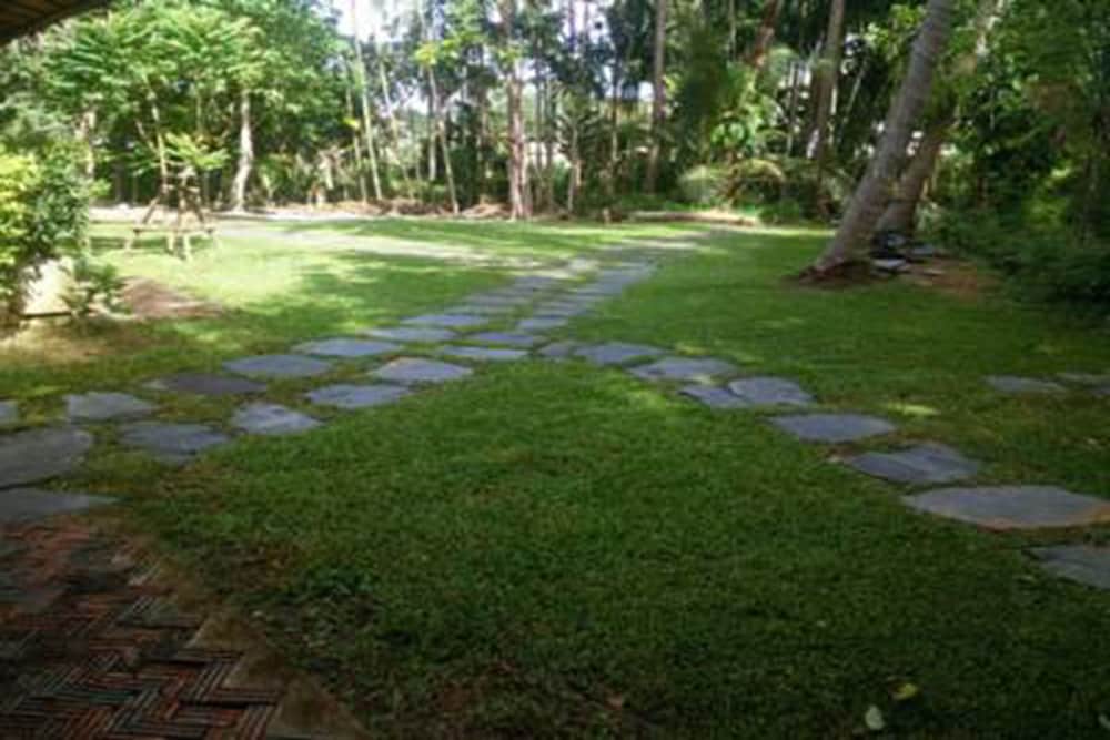 Baan Suan Rim Klong 49/63