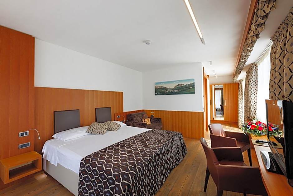 غرفة سوبيريور بسرير مزدوج أو سريرين منفصلين، Hotel Alaska Cortina 2/2