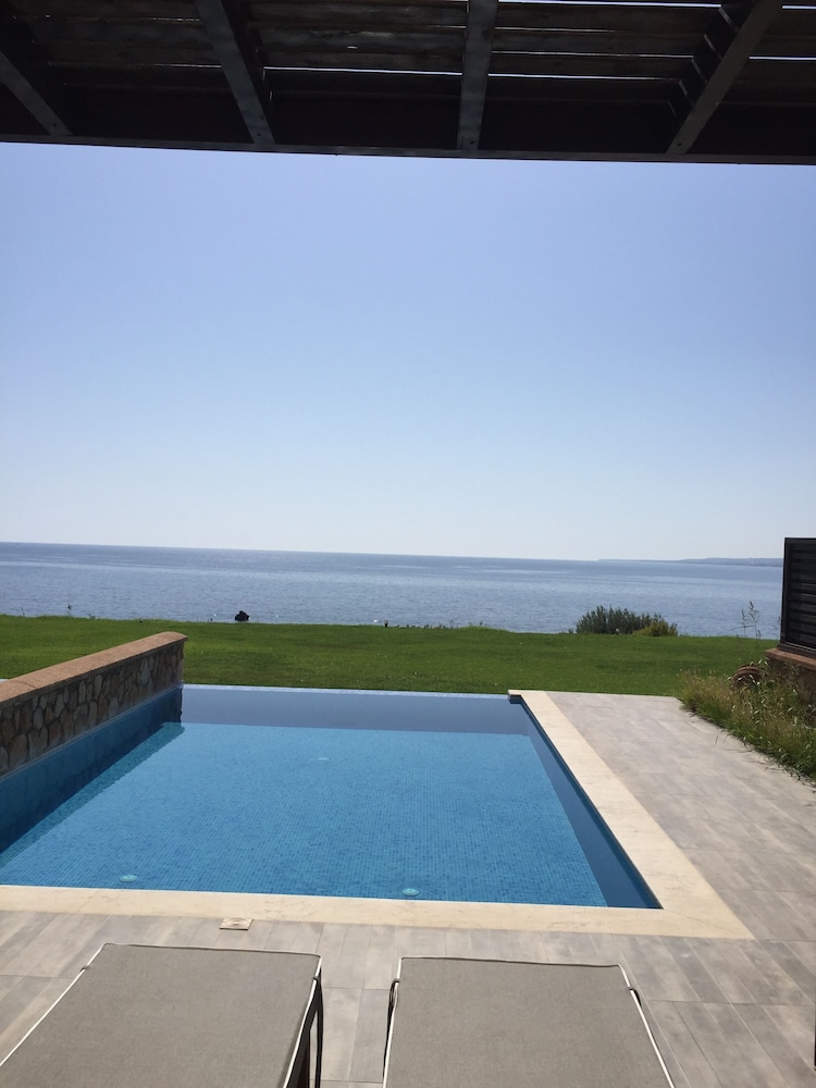 Al Mare Villas 58/67