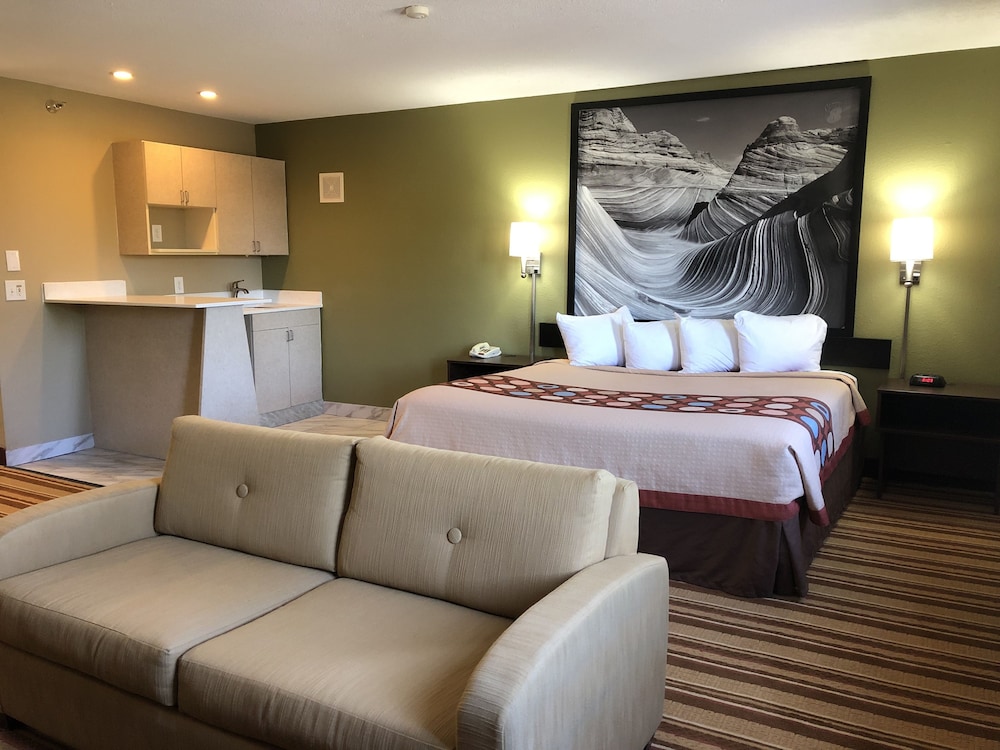 Super 8 By Wyndham S Jordan/Sandy/Slc Area 13/49