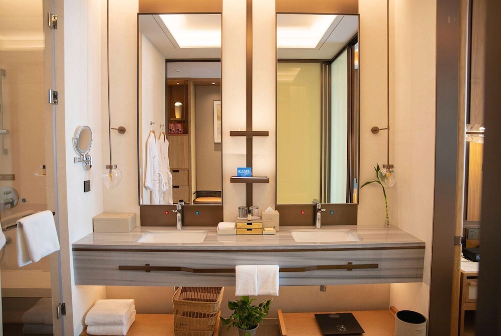 Wyndham Grand Plaza Royale Xiangai Mountain Fuzhou 32/33