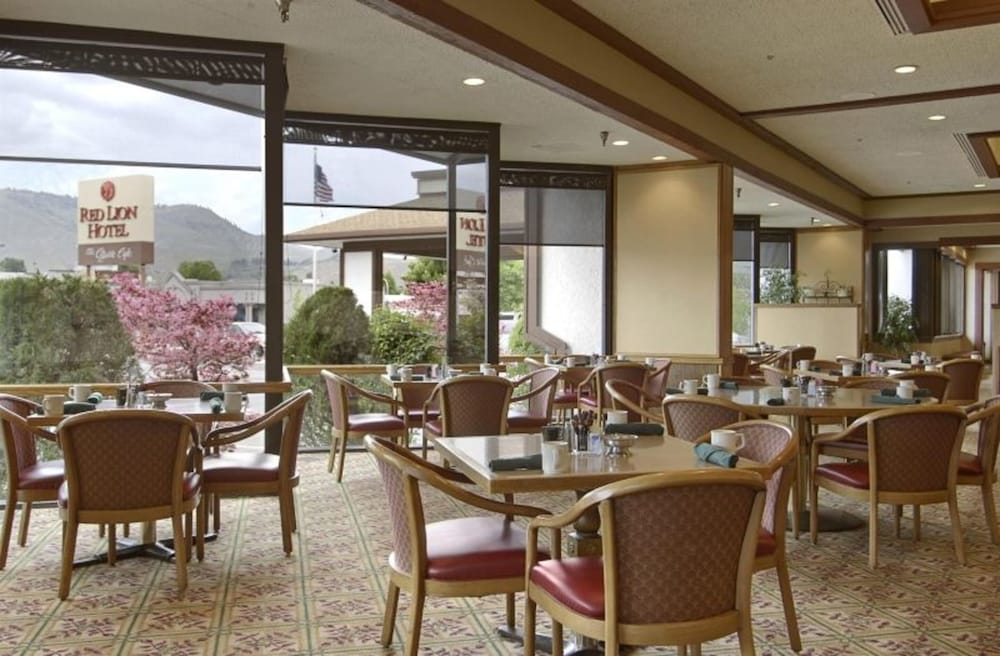 Red Lion Hotel Wenatchee City Center 24/28