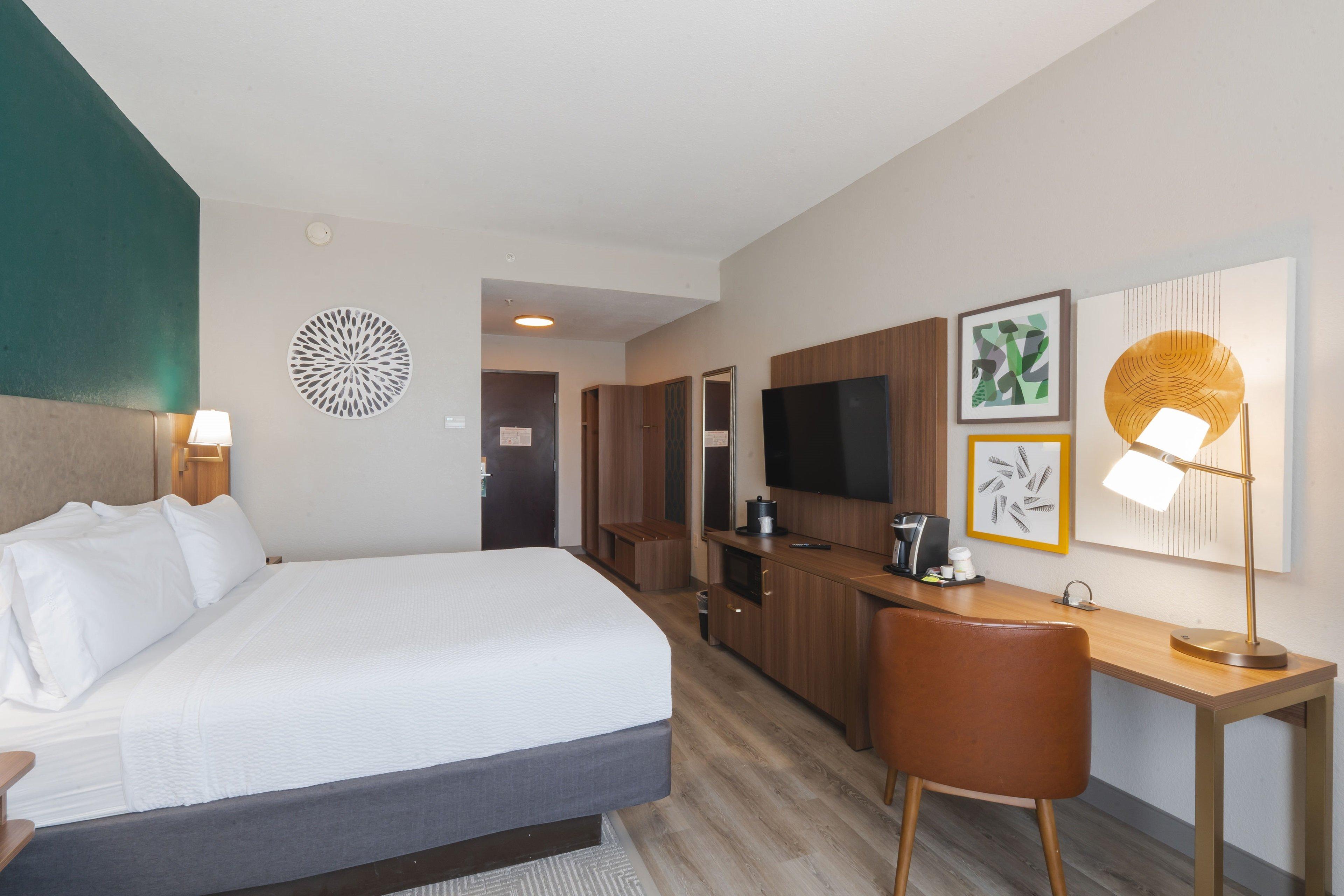 Room, King Bed 2/7