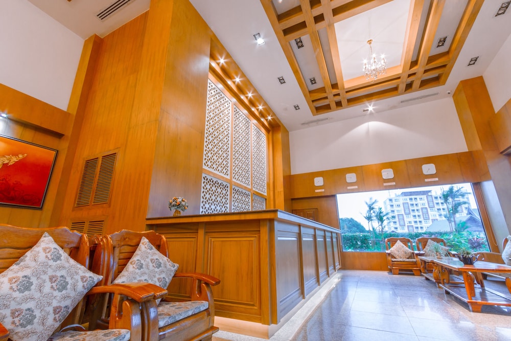 Airport Resort And Spa 22/69