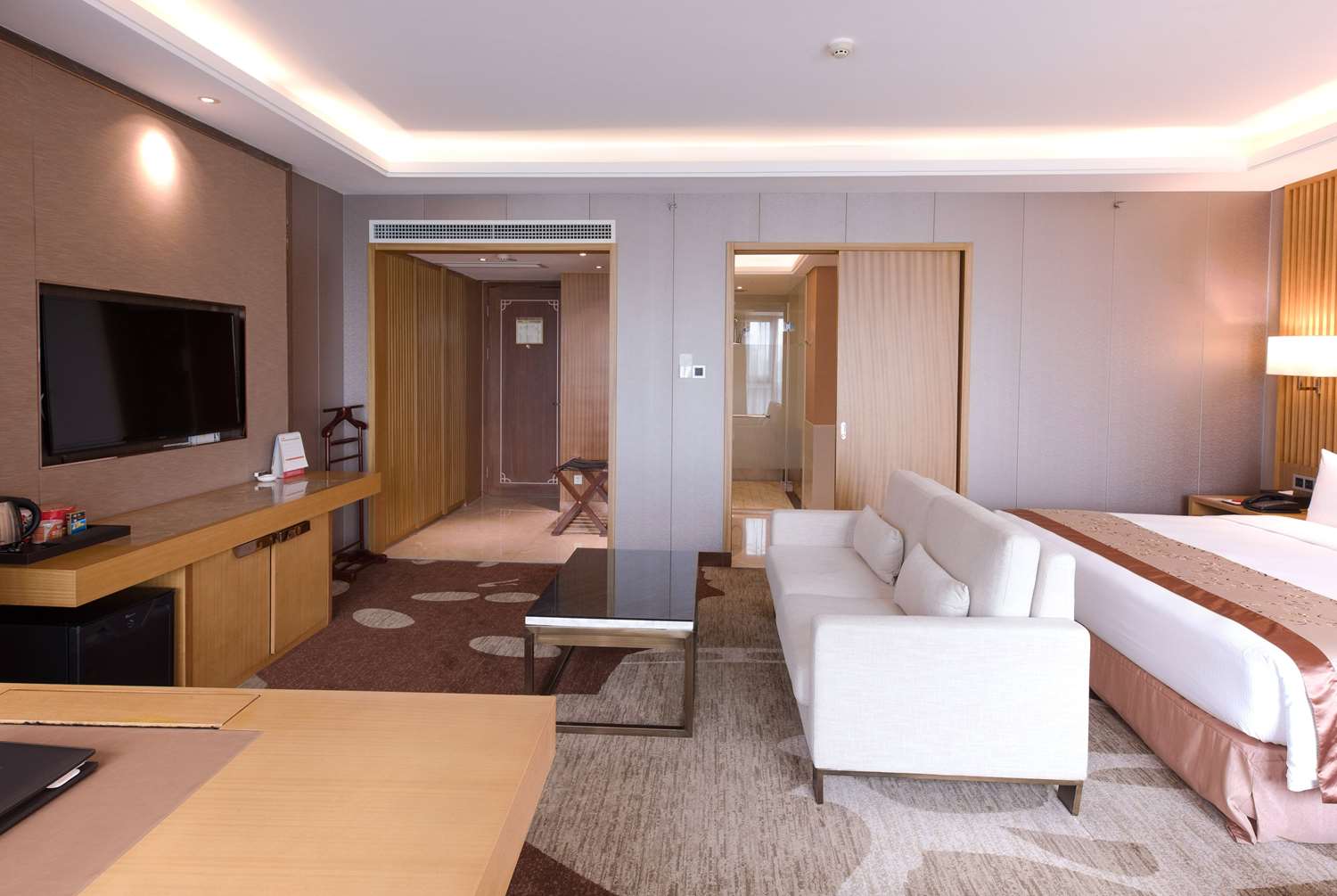 Ramada Plaza by Wyndham Fuzhou South 8/24