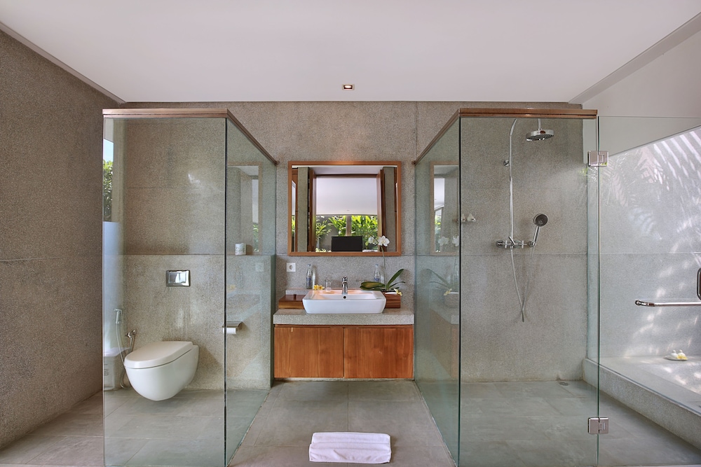 Ziva A Boutique Villa 65/67