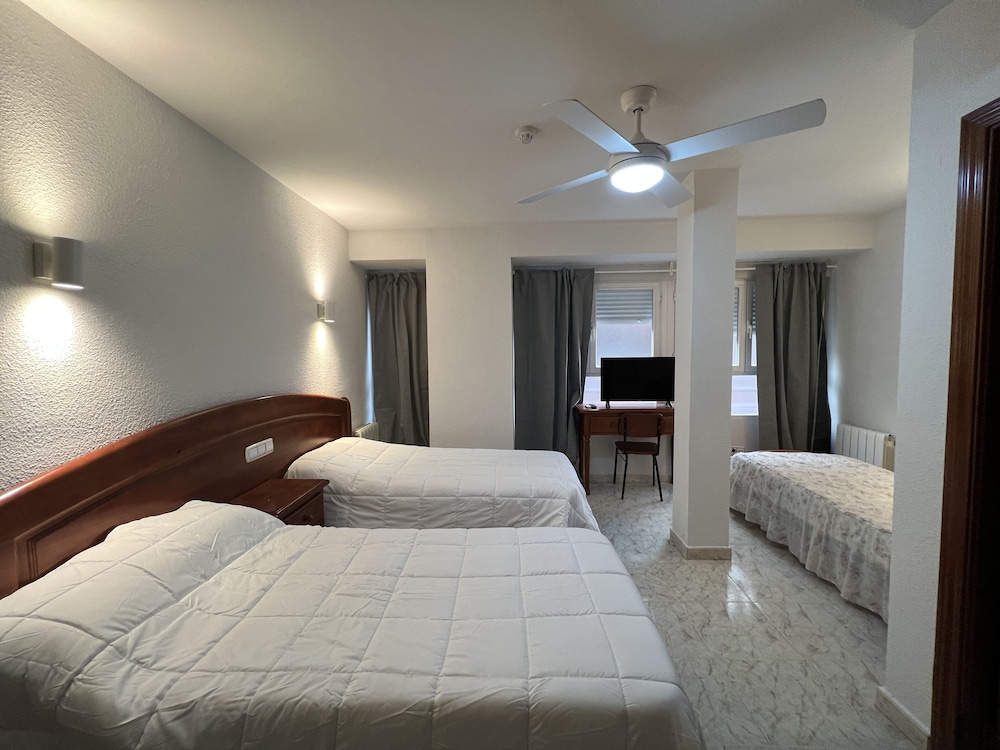 Hostal La Embajada 19/49