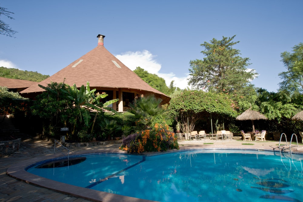 MARA SOPA LODGE 23/27