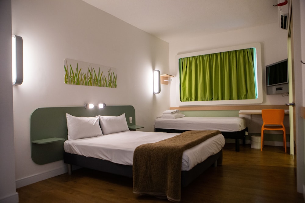 Standard, Double Bed, Accessible