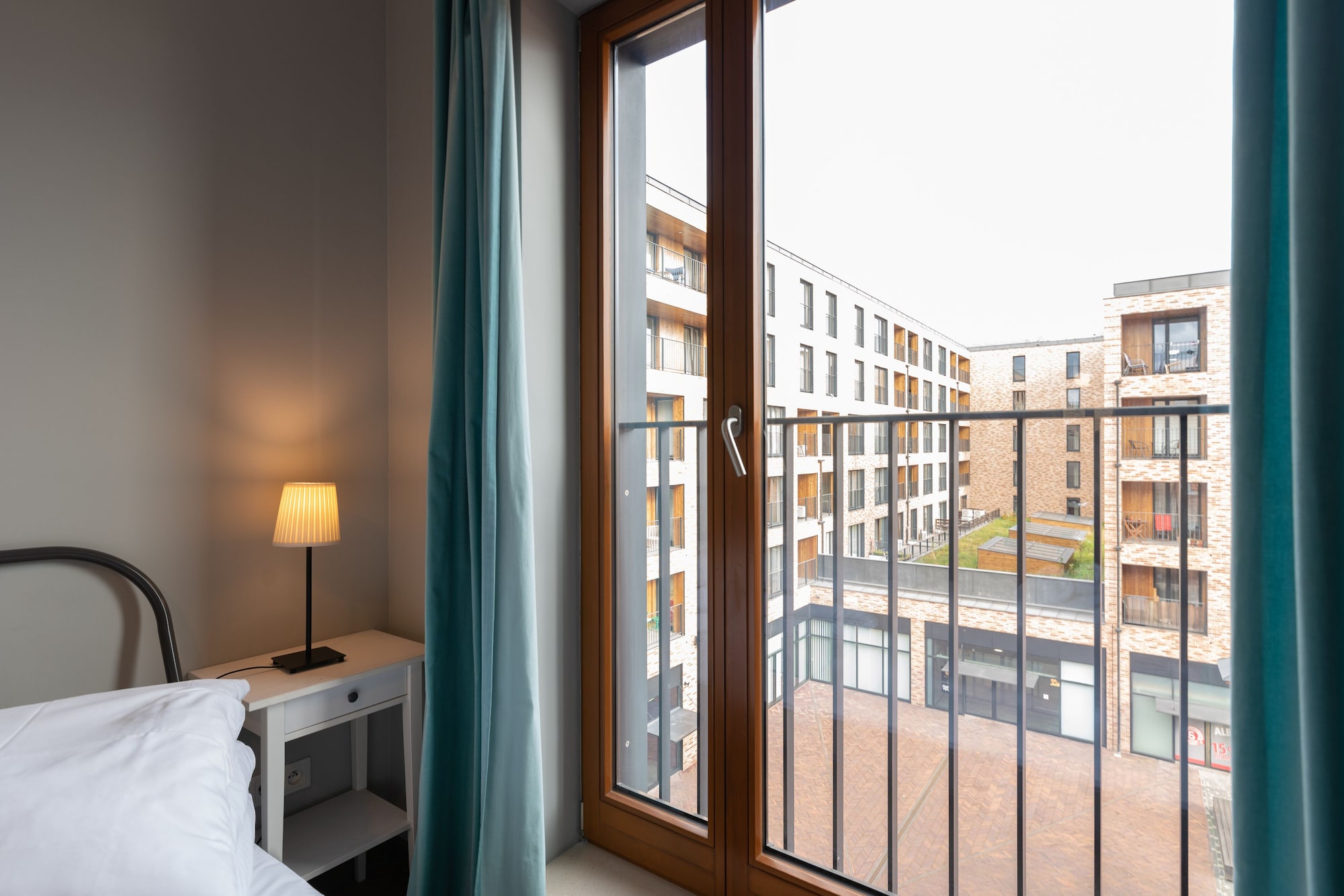 استوديو أساسي بسرير مزدوج بإطلالة على الفناء، City Lights Apartments 2/2